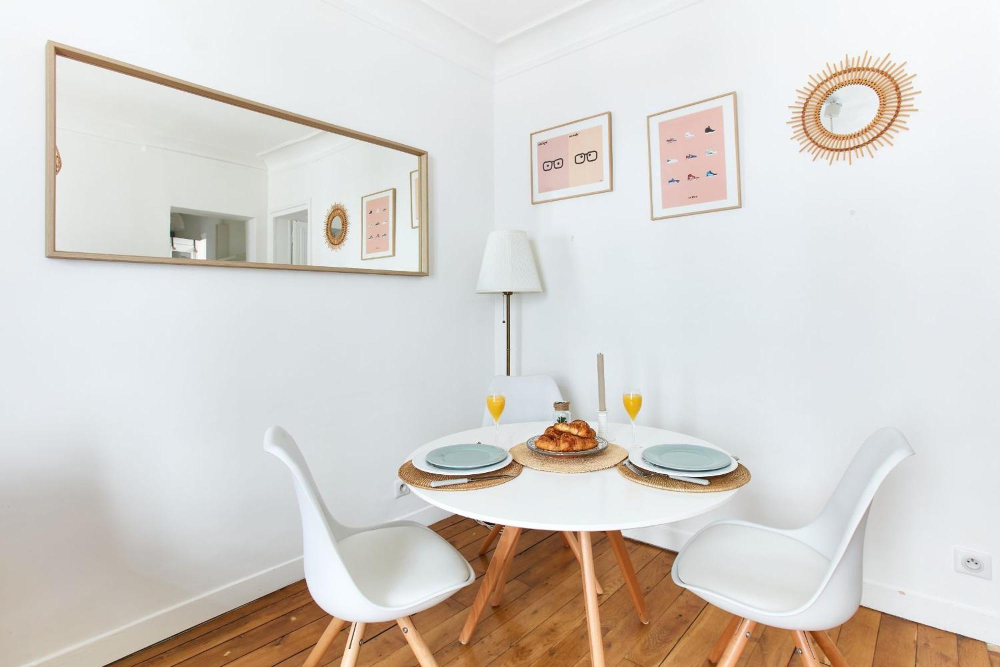 Montmartre & Rue Durantin - 1Br - Cityapartmentstay パリ エクステリア 写真
