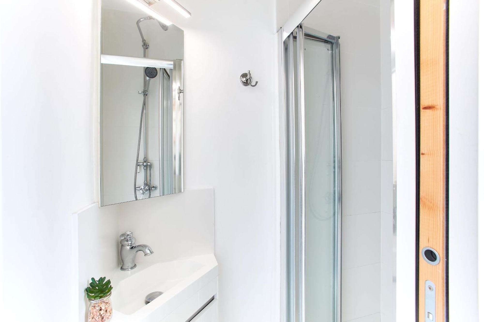 Montmartre & Rue Durantin - 1Br - Cityapartmentstay パリ エクステリア 写真
